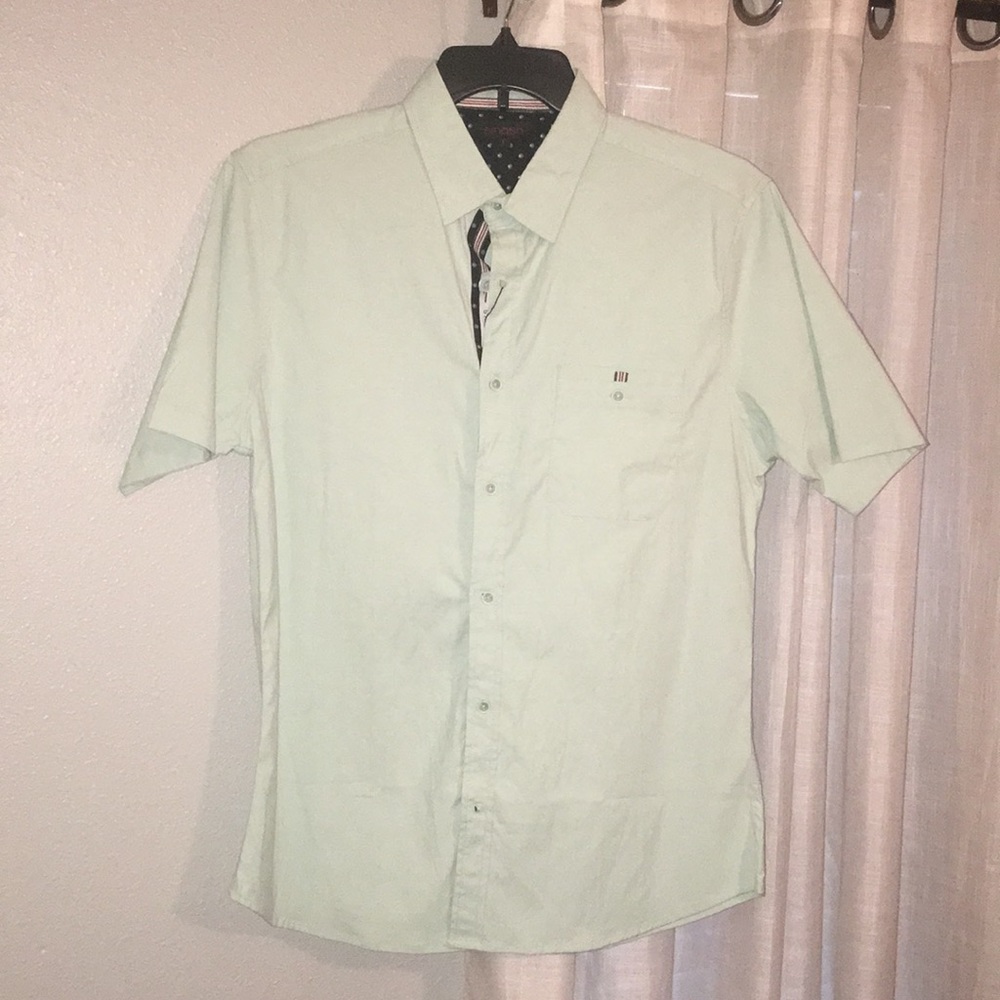 Perfectly Mint Button Up Size Large